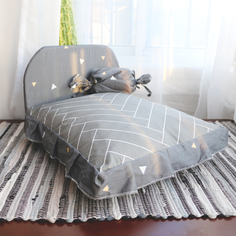 Cozy Teddy Pet Bed – Small | Paw Store
