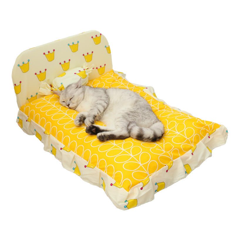 Cozy Teddy Pet Bed – Small | Paw Store